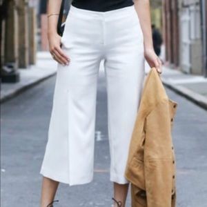 Banana Republic Wide Cuff Gaucho Pant Size 8